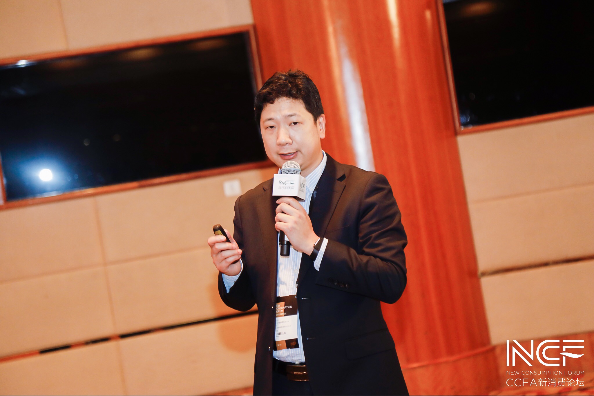 1557734525387787.jpg 辛总演讲.jpg